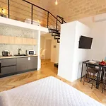 Centro Storico & Alojamento de Acomodação e Pequeno-almoço 4*