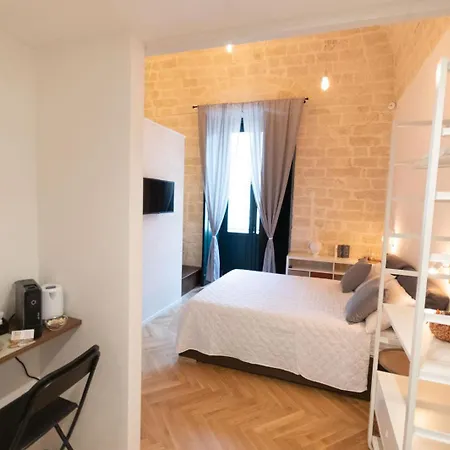 Centro Storico & Bed & Breakfast Manfredonia