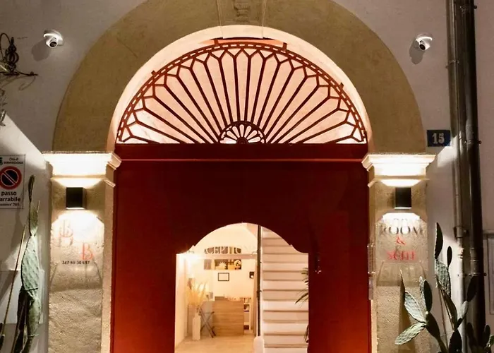 Centro Storico & Couette-café
